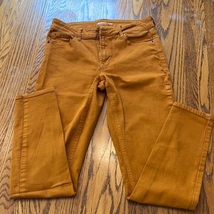 Old navy rockstar super skinny jeans